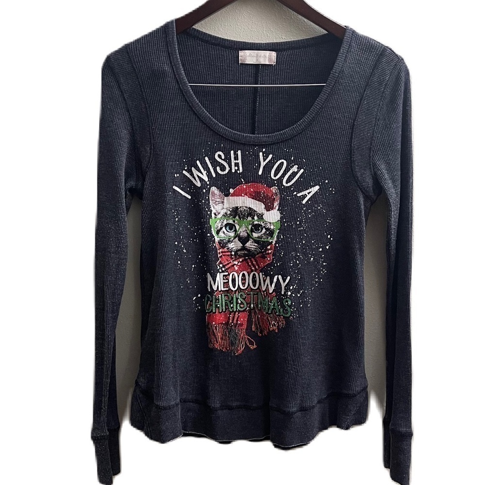 Altar’d State- Cat Christmas shirt - small